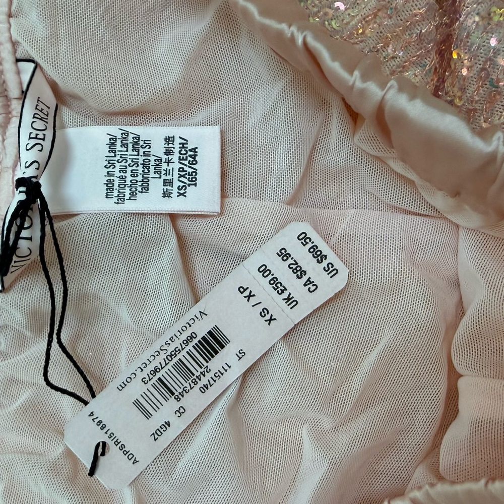 NWT 2019 VS Pink Sequin Joggers - Picture 3 of 7